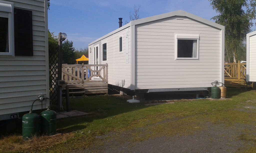 Vue extérieure du mobil-home La Perche