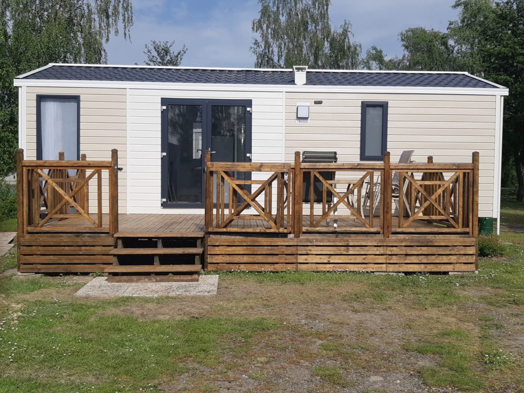Vue extérieure du mobil-home Le Gardon